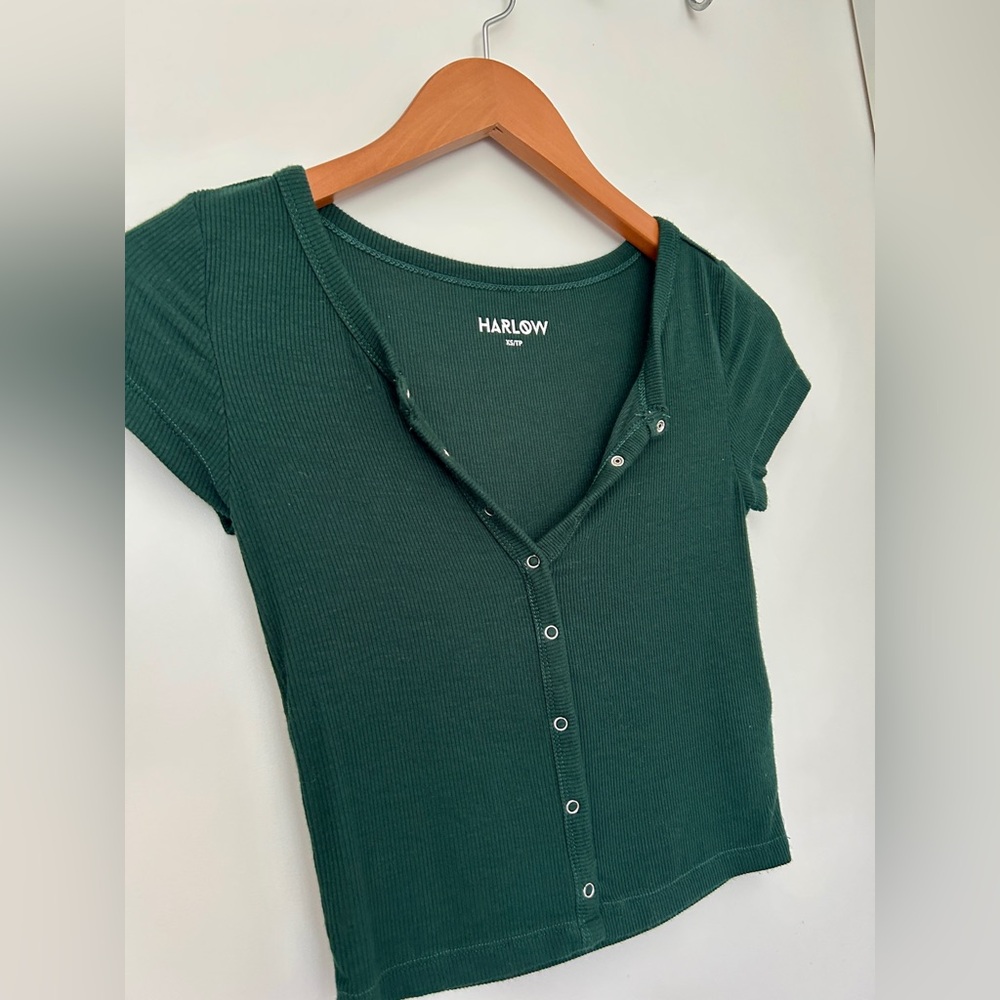 Harlow Forest Dark Green Ribbed Snap Front Crop Top Short Sleeve XS